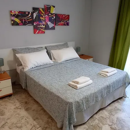 110 -guesthouse- 3* Bari