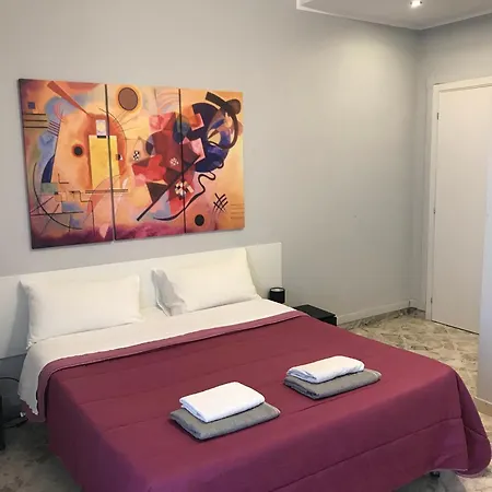 110 -guesthouse- 3* Μπάρι