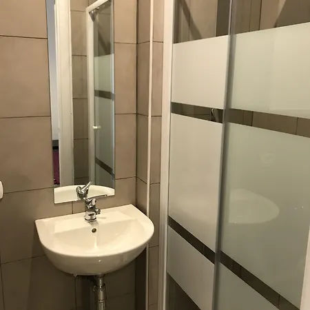 110 -guesthouse- Bed & Breakfast