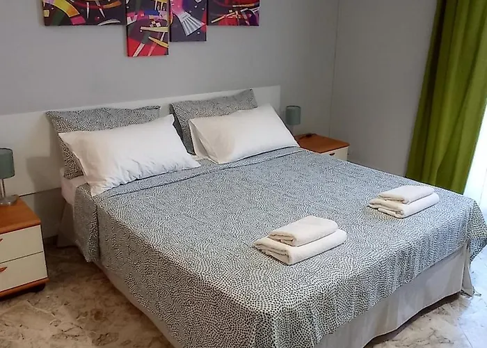 110 -guesthouse- 3* Bari