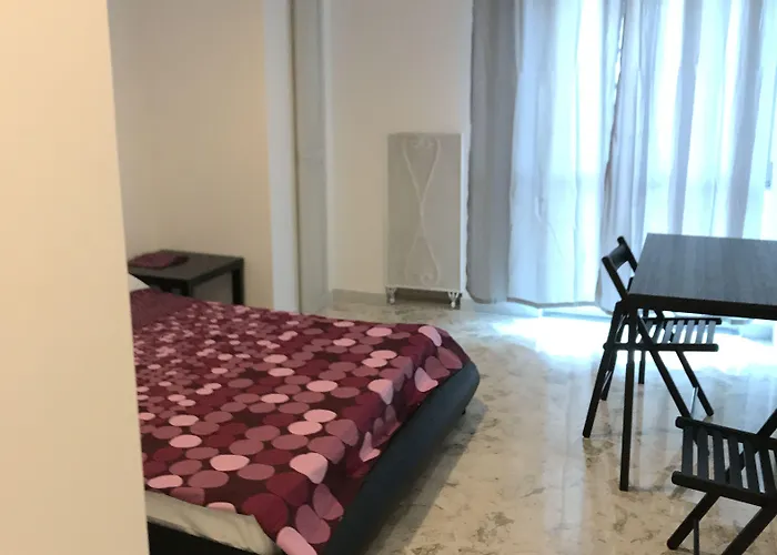 110 -guesthouse- 3* Bari